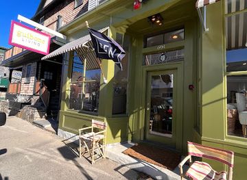 rhode-island/newport-cliff-walk/shop/guibone-living