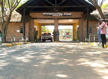 kenya/maasai-mara/shop/sekenani-town