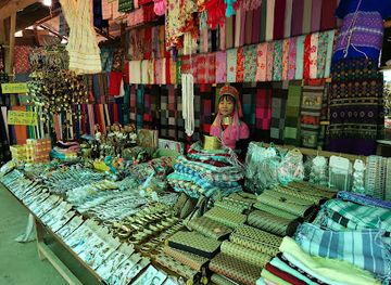 thailand/mae-hong-son/shop/huay-sua-thao-kayan-long-neck-village