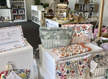 australia/riverland/shop/the-collective-loxton