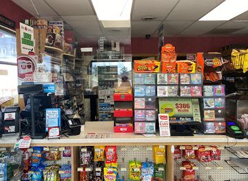 maine/moosehead-lake/shop/big-apple-store