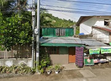 philippines/legazpi/lignon-hill-nature-park/shop/nueles-store