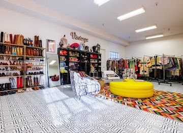 california/santa-barbara/shop/the-story