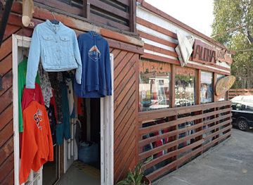 chile/pichilemu/shop/aloha-pichilemu-ropa-reciclada