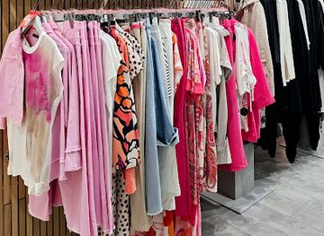 slovakia/martin/shop/betty-barclay-martin