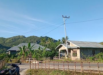 indonesia/lesser-sunda-islands/shop/kios-ayu-dahot