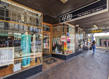 new-zealand/dunedin/shop/white-by-design