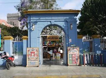peru/andean-highlands/shop/la-feria-union-de-barranco