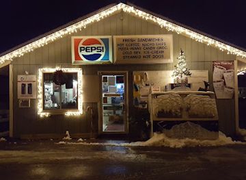 maine/mount-katahdin/shop/rick-s-market