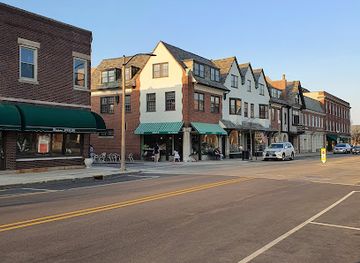 illinois/illinois-beach-state-park/shop/market-square