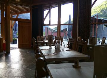 norway/hardangervidda-national-park/shop/hardangerviddahallen