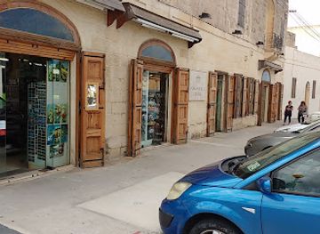 malta/southern-region/shop/roman-villa-centre-souvenirs-mdina-malta