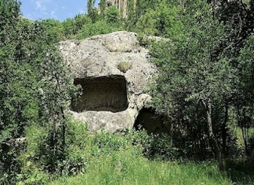 georgia/vardzia/shop/chachkari