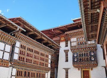 bhutan/lhuntse/shop/lhuentse-dzong