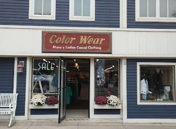 michigan/charlevoix/shop/color-wear