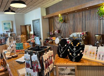 singapore/sentosa/siloso-beach/shop/shop