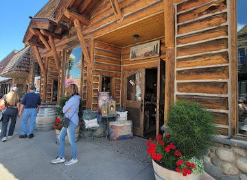 montana/beartooth-highway/shop/whispering-pines