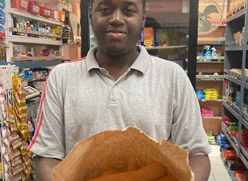 saint-lucia/jalousie-beach/shop/the-people-s-shop-brian-s-bakery