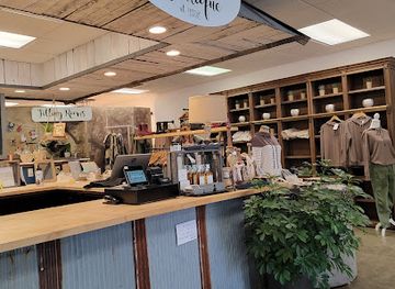 wisconsin/eau-claire/shop/mustard-seed-boutique-at-down-to-earth