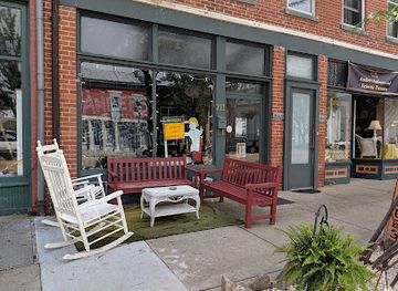 indiana/the-ohio-river-valley/shop/amber-s-antiques-hygge-hus