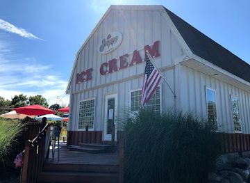 indiana/pokagon-state-park/shop/scoops-ice-cream