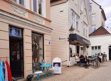 norway/bergen/floyen/shop/divert