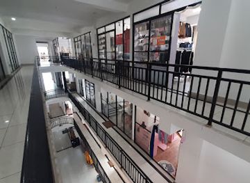 bhutan/punakha-valley/shop/changlam-corner