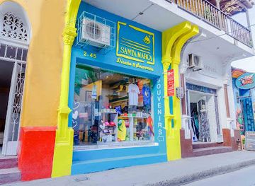 colombia/sierra-nevada-de-santa-marta/shop/santa-marca-diseno-y-souvenirs
