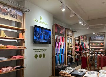 peru/arequipa-region/shop/mundo-alpaca