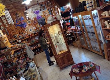 argentina/patagonia/shop/monte-viejo-artesanias