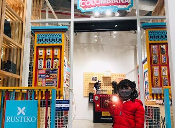 colombia/bogota/shop/rustiko-tienda-de-regalos-diseno-souvenirs-colombianos-local-bd-05