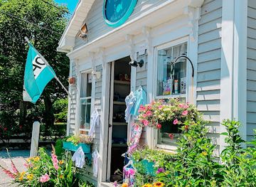 rhode-island/block-island/shop/minnow-02807