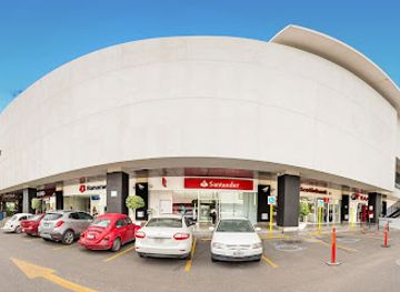 mexico/queretaro/shop/plaza-constituyentes