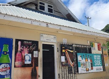 seychelles/cousin-island/shop/e-v-n-shopping-center