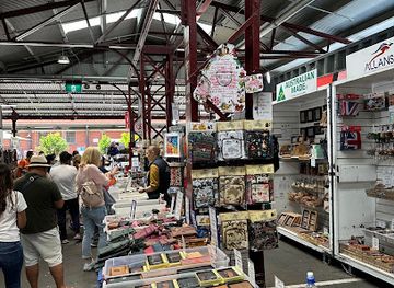 australia/central-victoria/shop/allanson-s-souvenirs