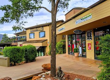 arizona/coconino-national-forest/shop/hillside-sedona-shopping-center