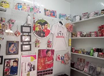 india/chennai/shop/loyal-unique-gifts-photography
