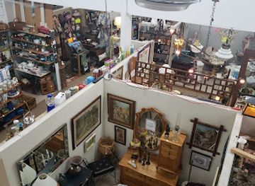 arkansas/ozark-mountains/shop/yesteryears-antique-mall