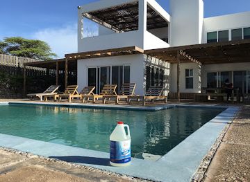 jamaica/treasure-beach-area/shop/deleon-s-home-and-pool-centre