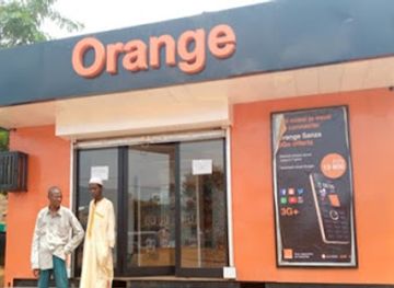 cameroon/mbam-djerem-national-park/shop/boutique-orange-ngaoundal