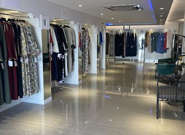 oman/muscat/al-khuwair/shop/the-royal-la-boutique