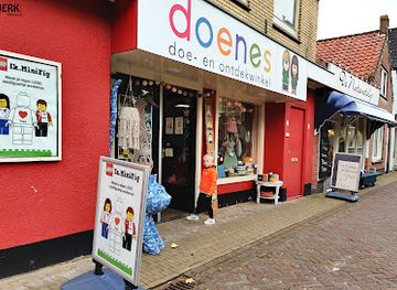 netherlands/texel-island/shop/doenes