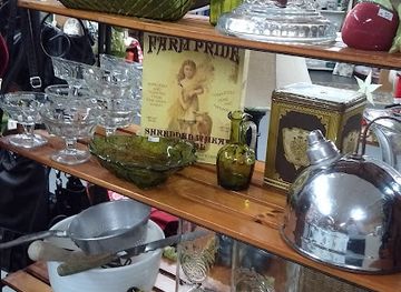 nebraska/sandhills/shop/the-nook-april-kitt