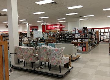 iowa/waterloo/shop/t-j-maxx