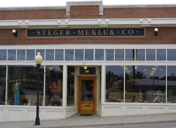 minnesota/ely/shop/steger-mukluks