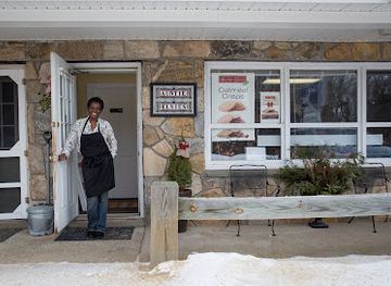 massachusetts/quabbin-and-ware-river-valley/shop/auntie-elsie-s-oatmeal-crisps-weekend-bake-shop
