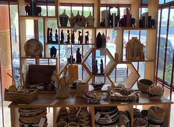 rwanda/western-province/shop/azizi-life-studio