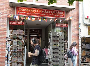 germany/dusseldorf/altstadt/shop/jeckes-ladchen