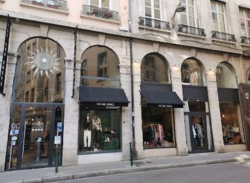 france/lyon/shop/pop-and-shoes-concept-store-lyon-e-shop