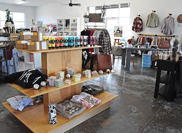 kentucky/bardstown/shop/bull-thistle-boutique-vinyl-emporium